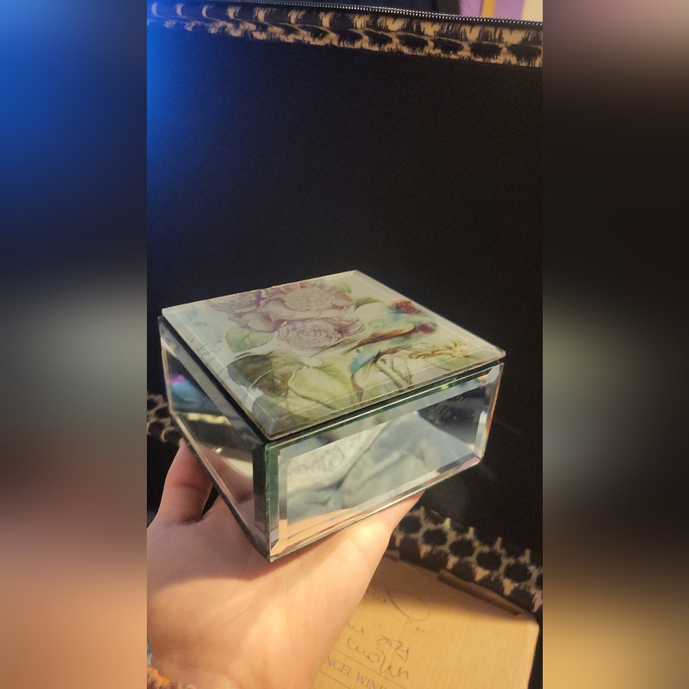Floral Glass Jewelry Box